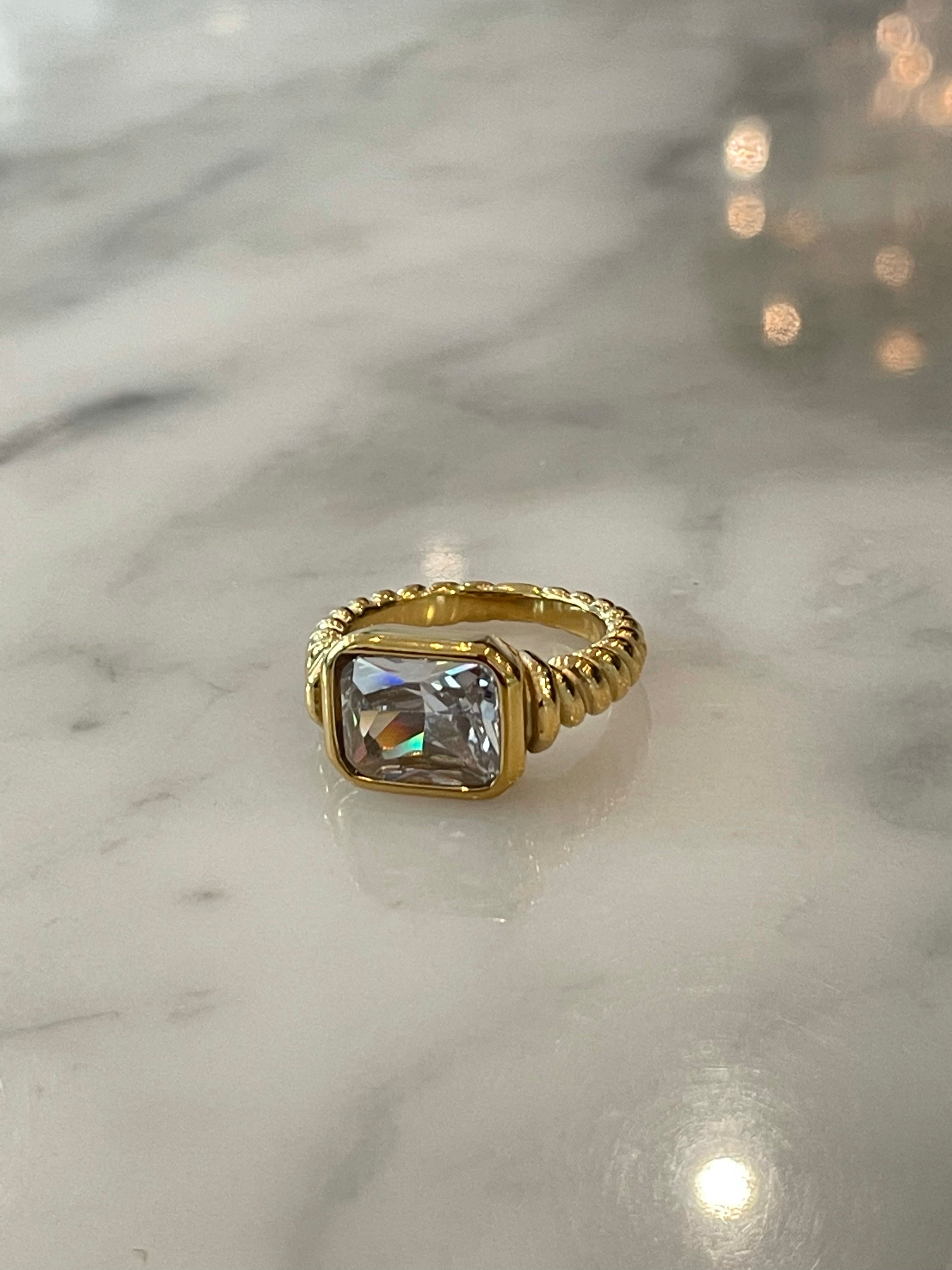 Clarity Ring - Twelve 93