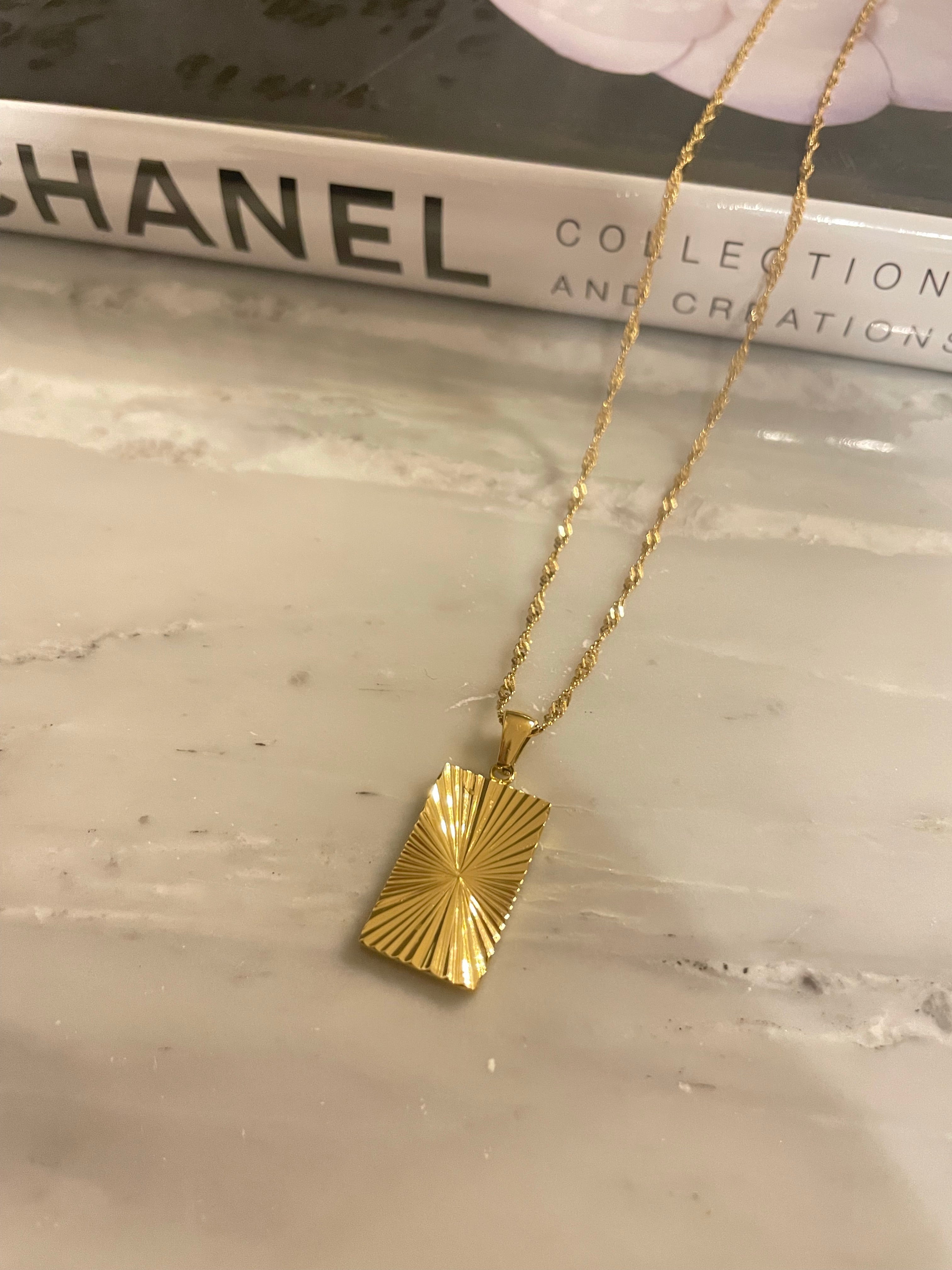 Solana Necklace - Twelve 93